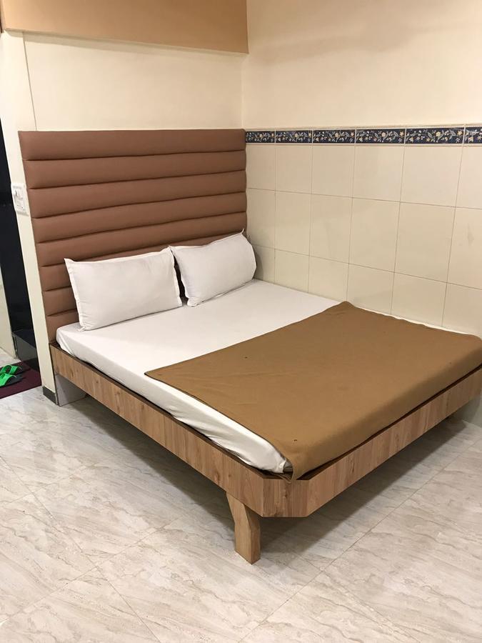 مومباي Hotel Shalimar Palace المظهر الخارجي الصورة